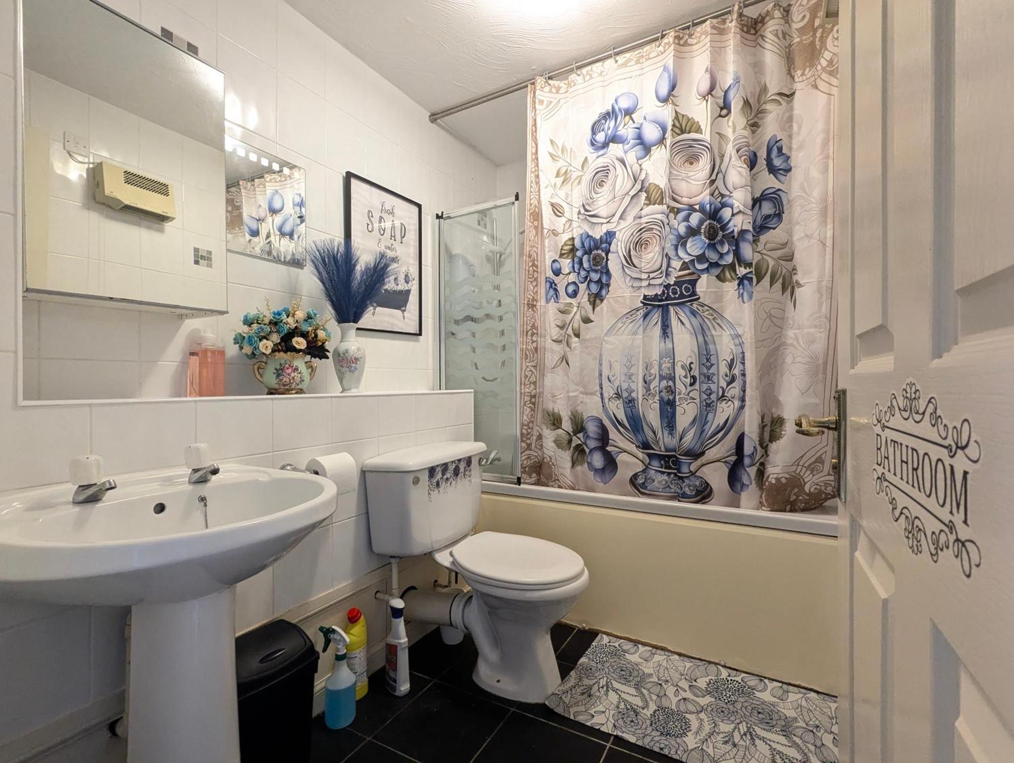 City Centre Vintage Theme Guest Rooms Free Parkin Λίβερπουλ Εξωτερικό φωτογραφία